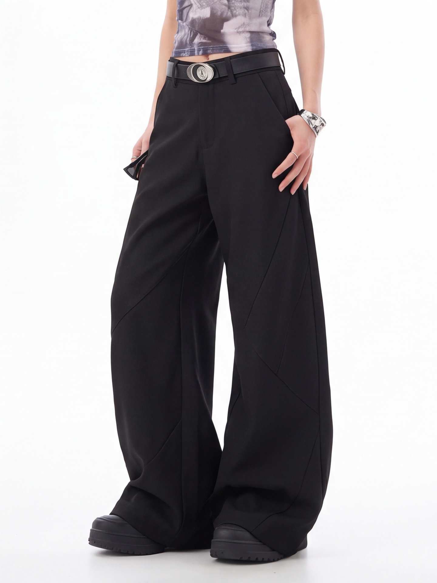 Zwarte broek met hoge taille v - Tailored Trouser Wide recensie en prijs